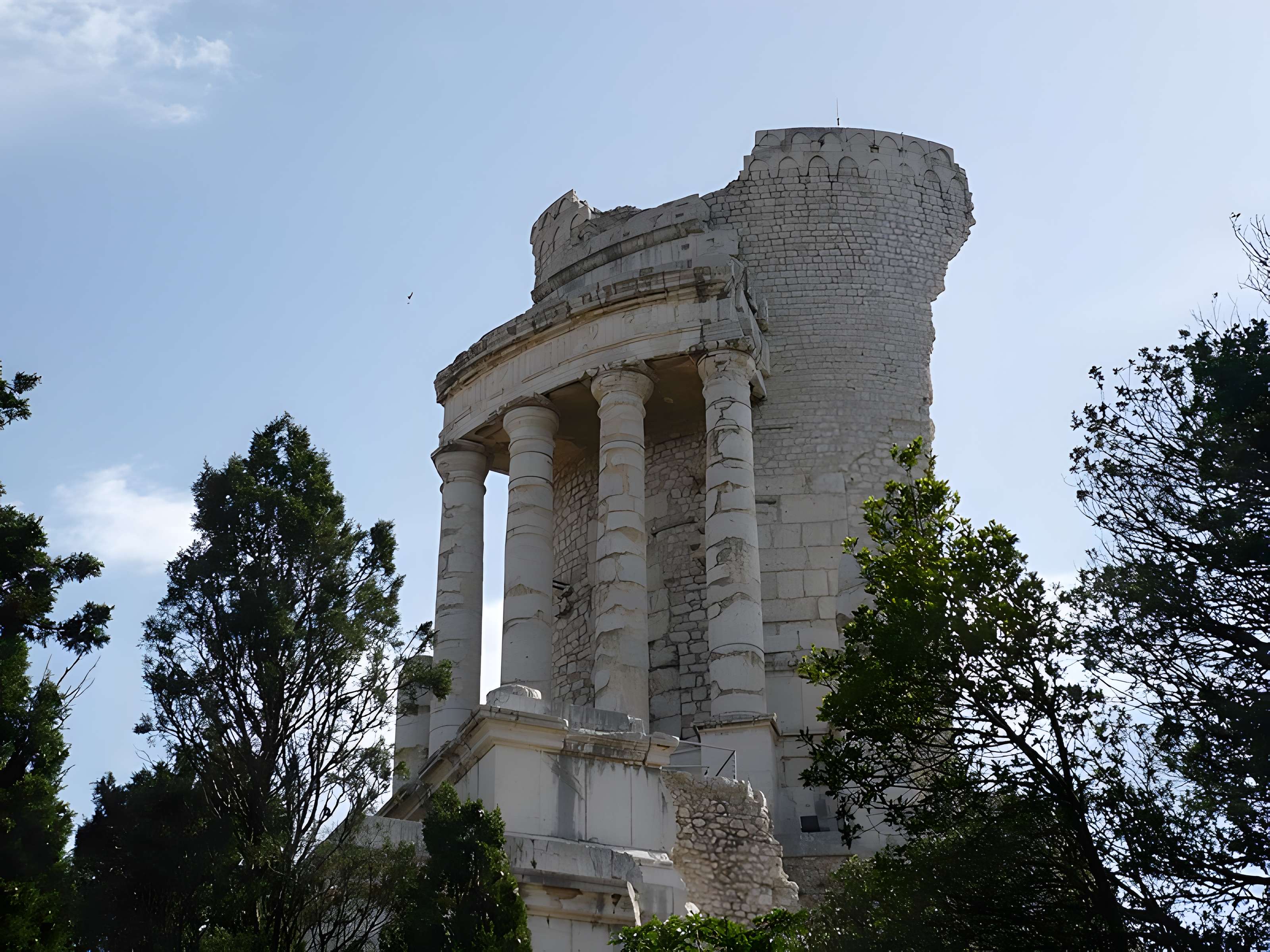Trophée des Alpes ou Trophée d'Auguste