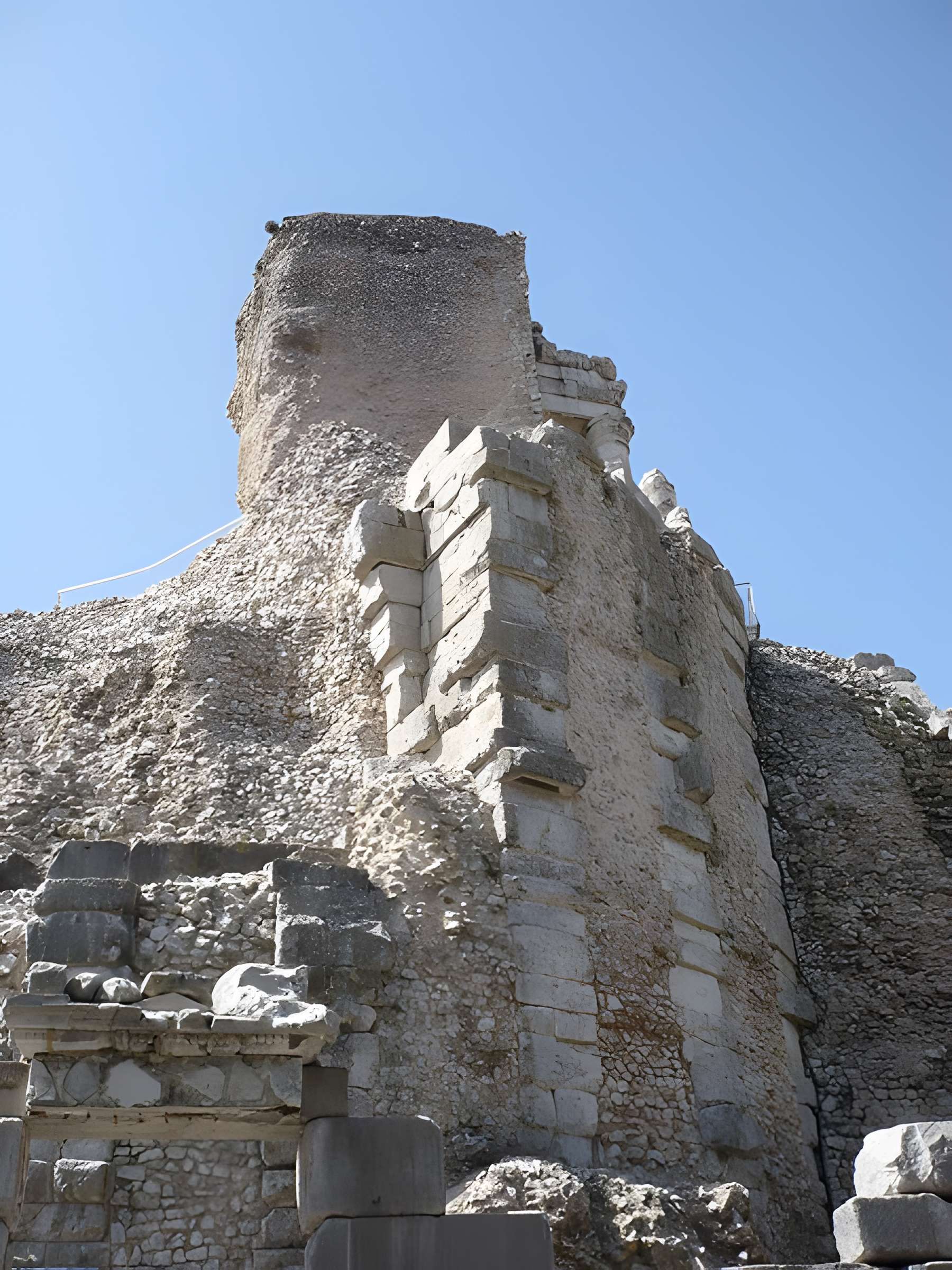 Trophée des Alpes ou Trophée d'Auguste