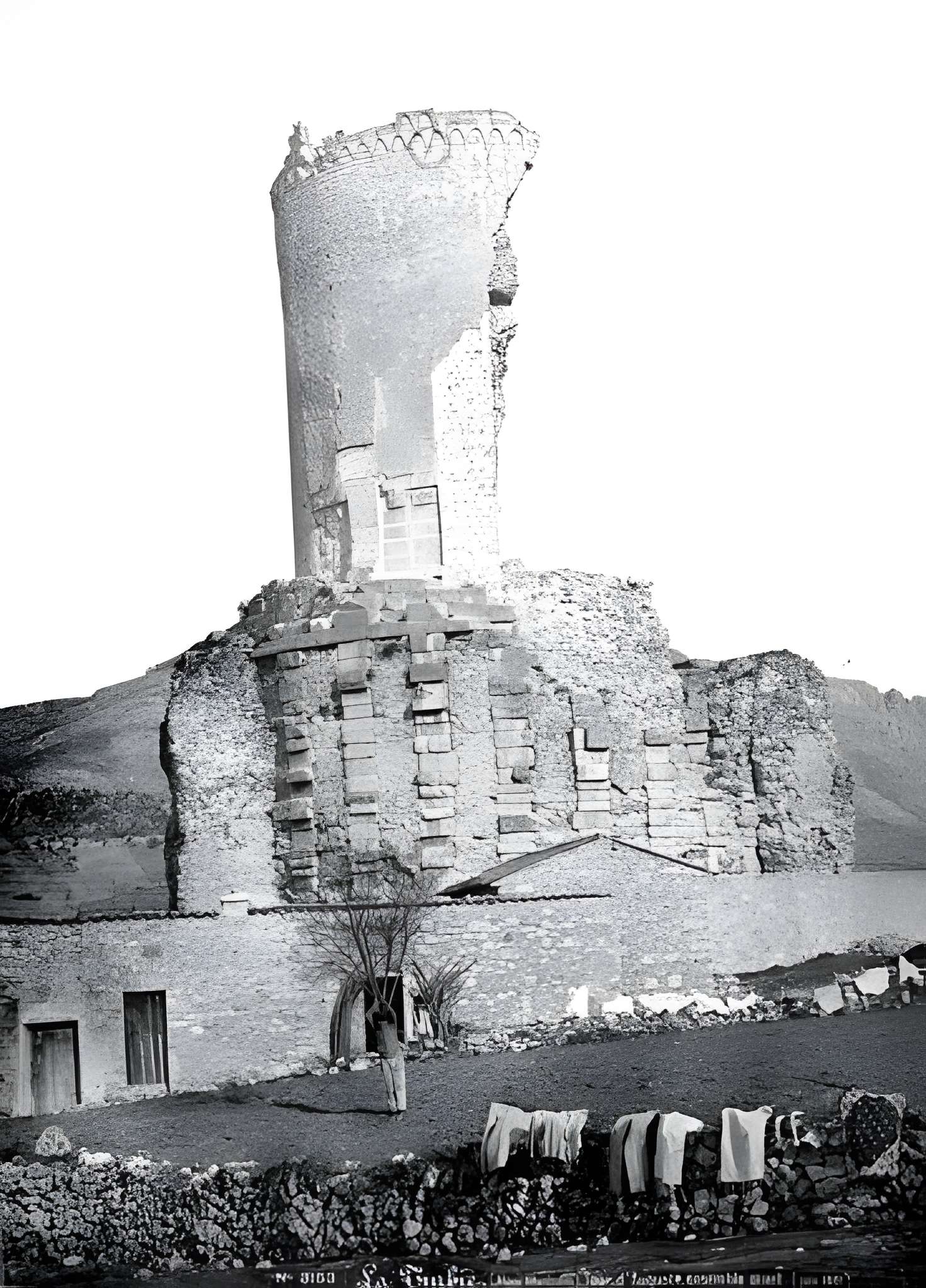 Trophée des Alpes ou Trophée d'Auguste