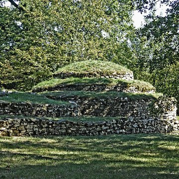 Groupe de six tumuli