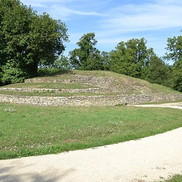 Groupe de six tumuli