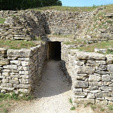 Groupe de six tumuli