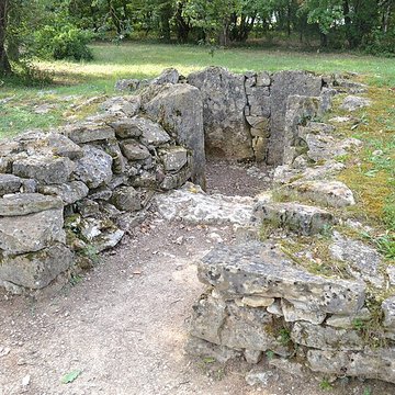 Groupe de six tumuli