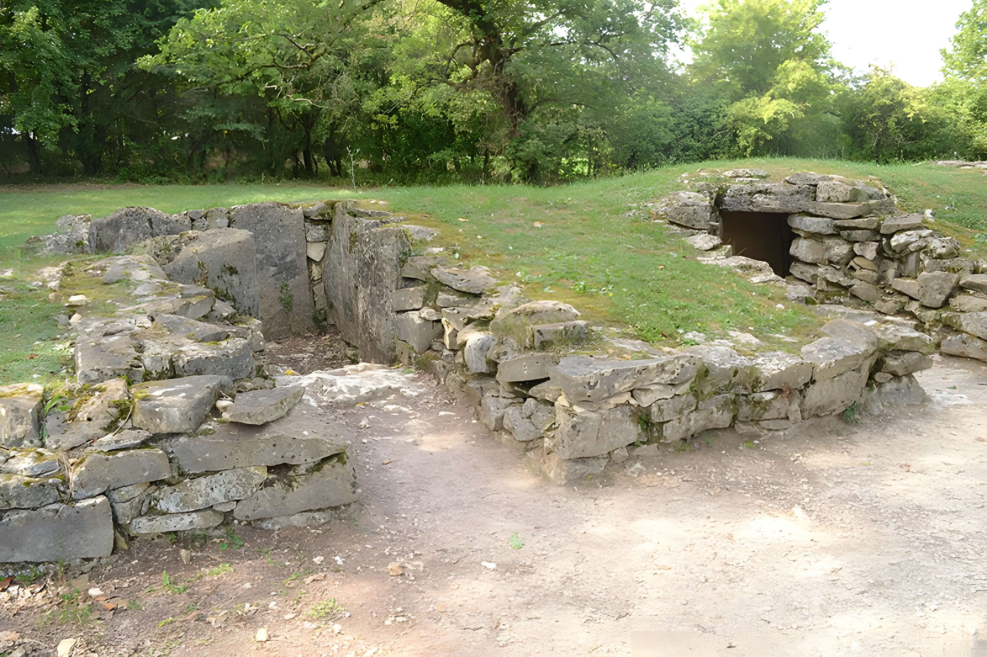 Groupe de six tumuli