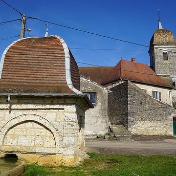 Église de la Nativité-de-Notre-Dame de Vezet