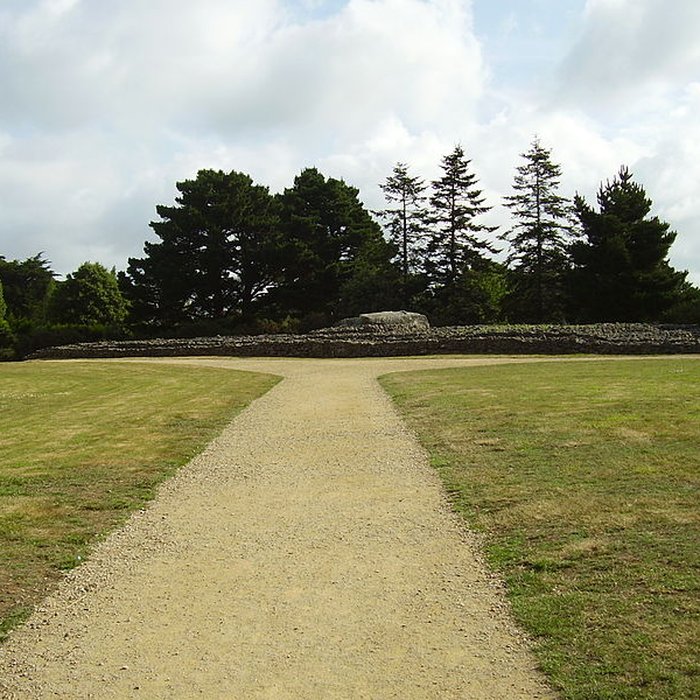 Photo de Tumulus dEr Grah à Locmariaquer
