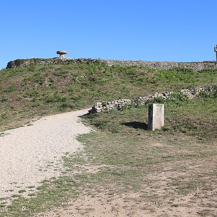 Photo de Tumulus Saint-Michel à Carnac