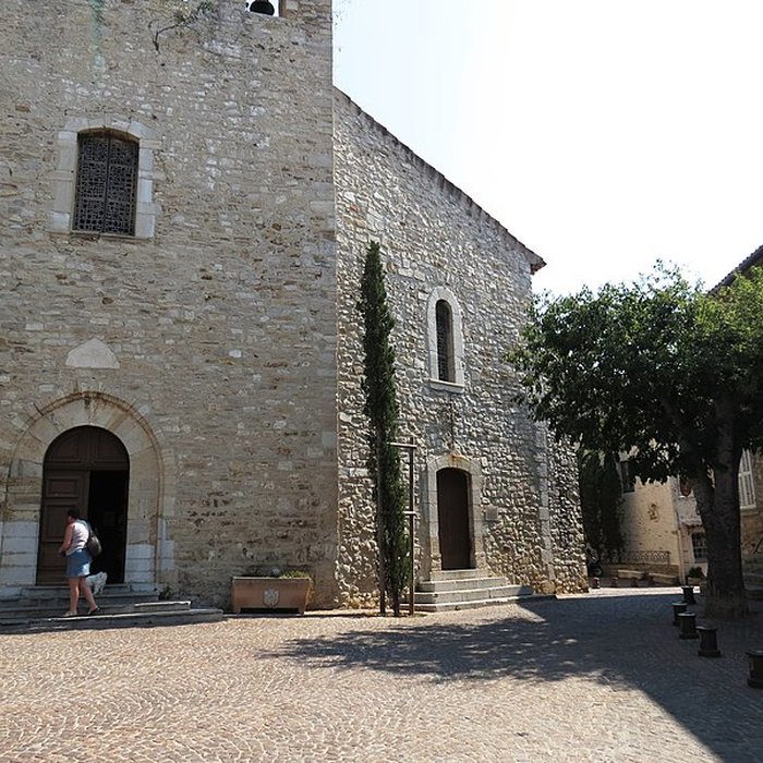 Photo de Église de la Transfiguration-du-Sauveur du Castellet