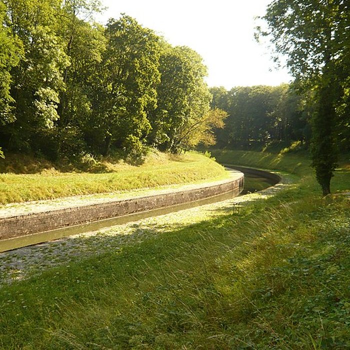 Photo de Canal souterrain de Saint-Albin également sur commune de Scey-sur-Saône-et-Saint-Albin