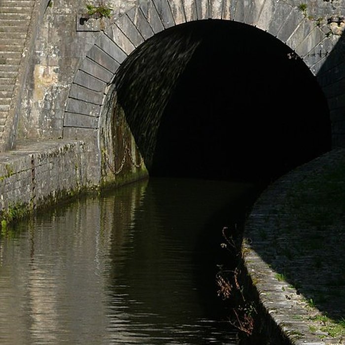Photo de Canal souterrain de Saint-Albin également sur commune de Scey-sur-Saône-et-Saint-Albin