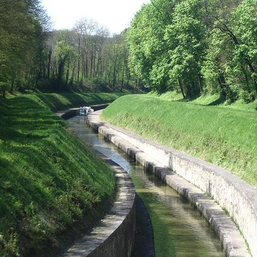 Canal souterrain de Saint-Albin également sur commune de Scey-sur-Saône-et-Saint-Albin