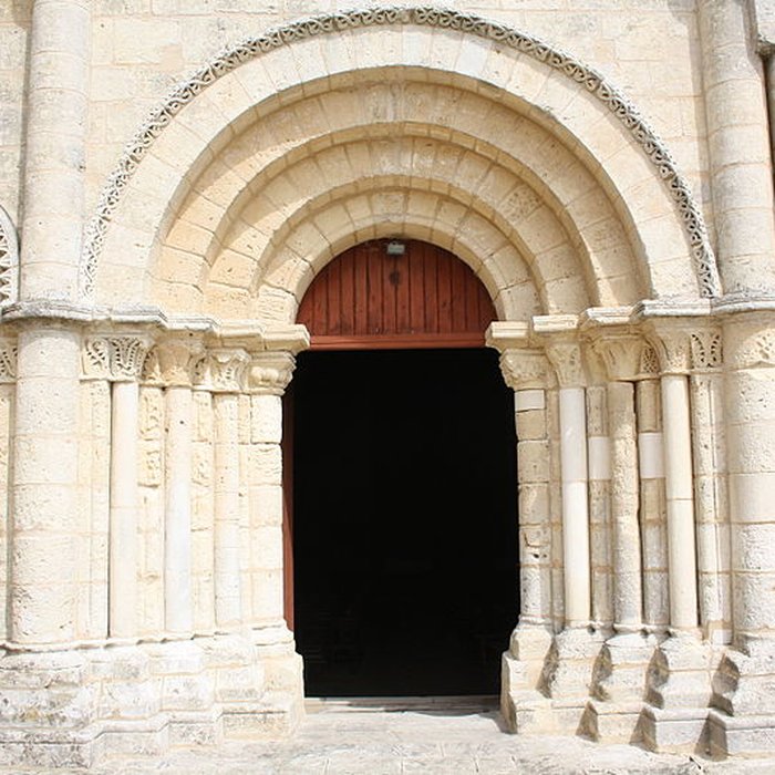 Photo de Église de la Trinité de Bignay