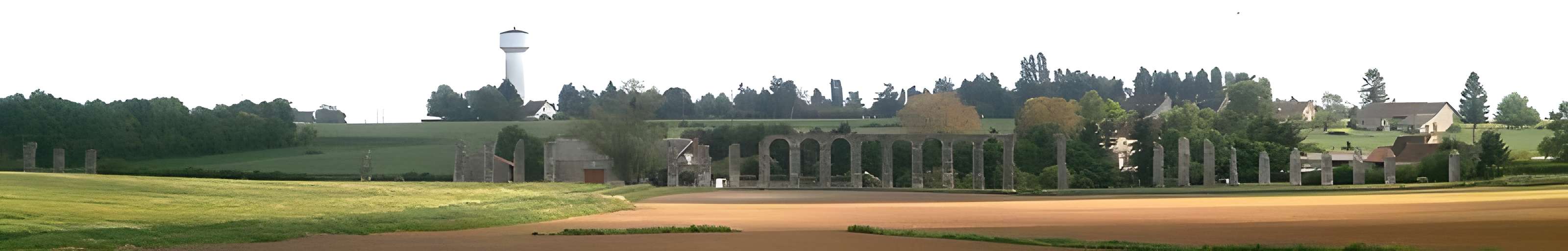 Vestiges de l'aqueduc romain de Luynes