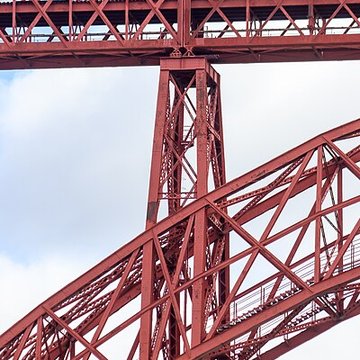 Viaduc de Garabit à Loubaresse