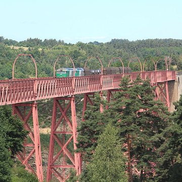 Viaduc de Garabit à Loubaresse