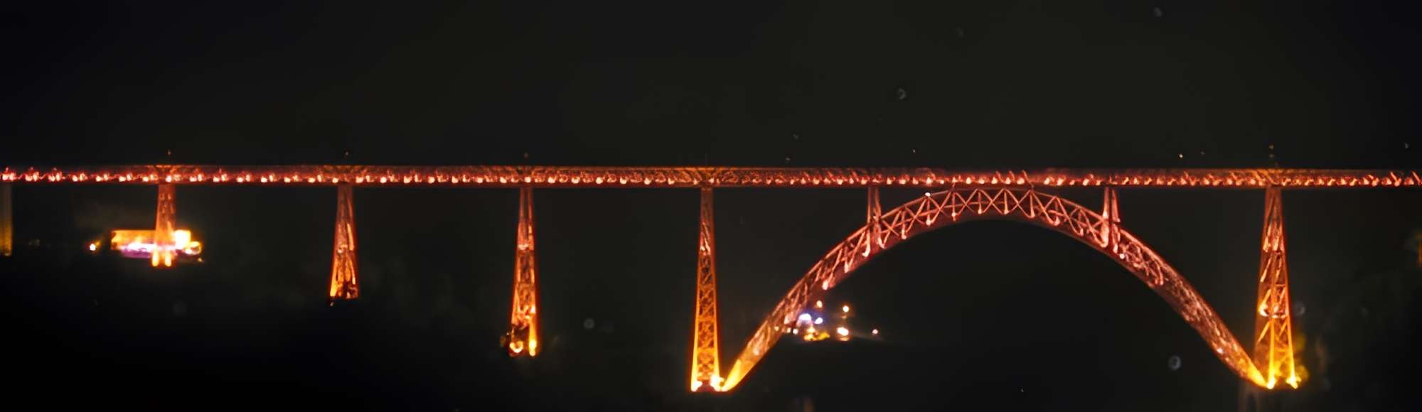 Viaduc de Garabit à Loubaresse