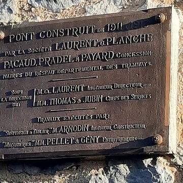 Viaduc des Rochers Noirs également sur commune de Soursac