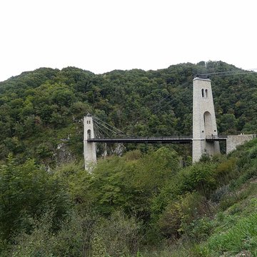 Viaduc des Rochers Noirs également sur commune de Soursac
