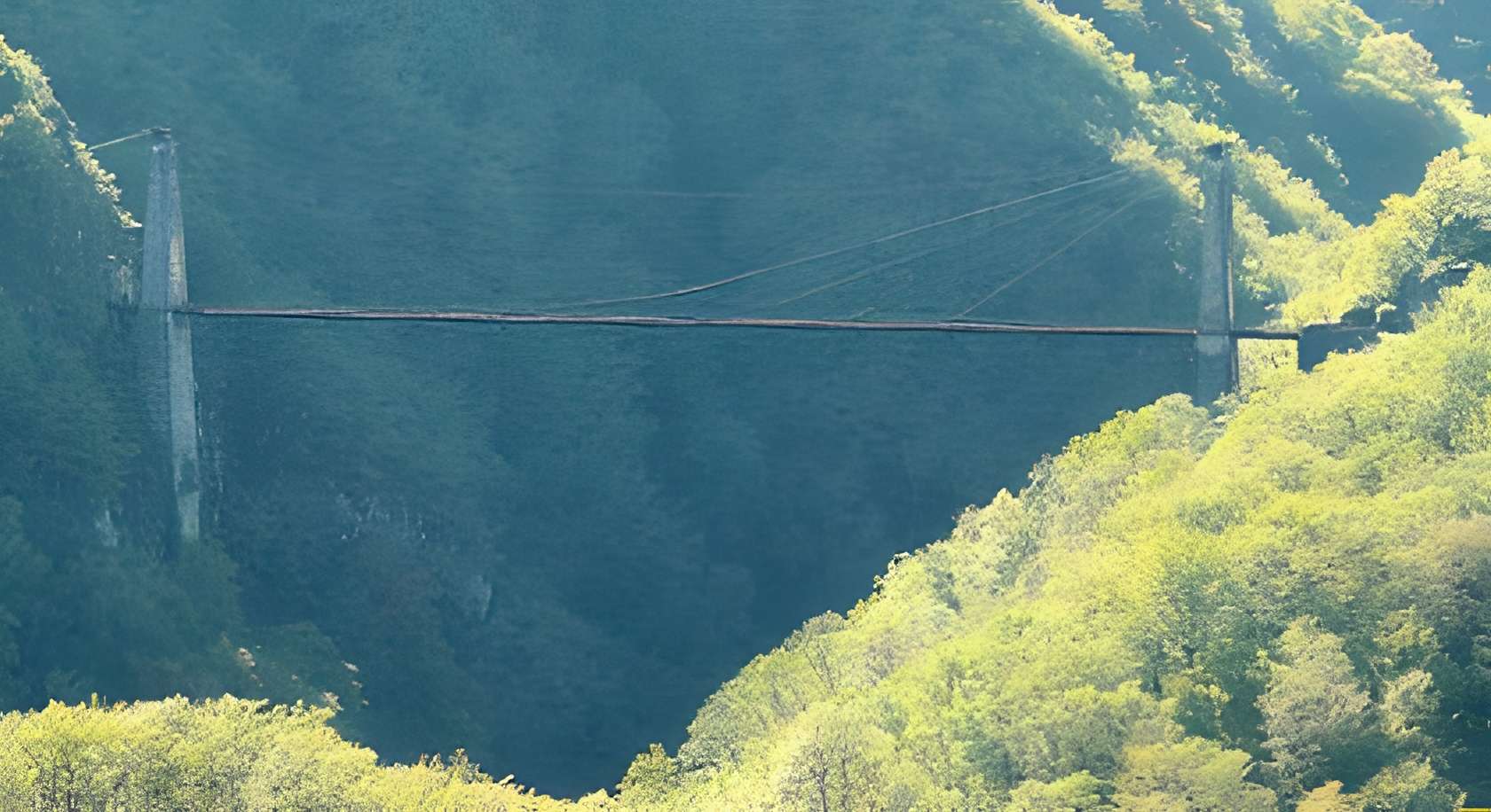 Viaduc des Rochers Noirs à Soursac 