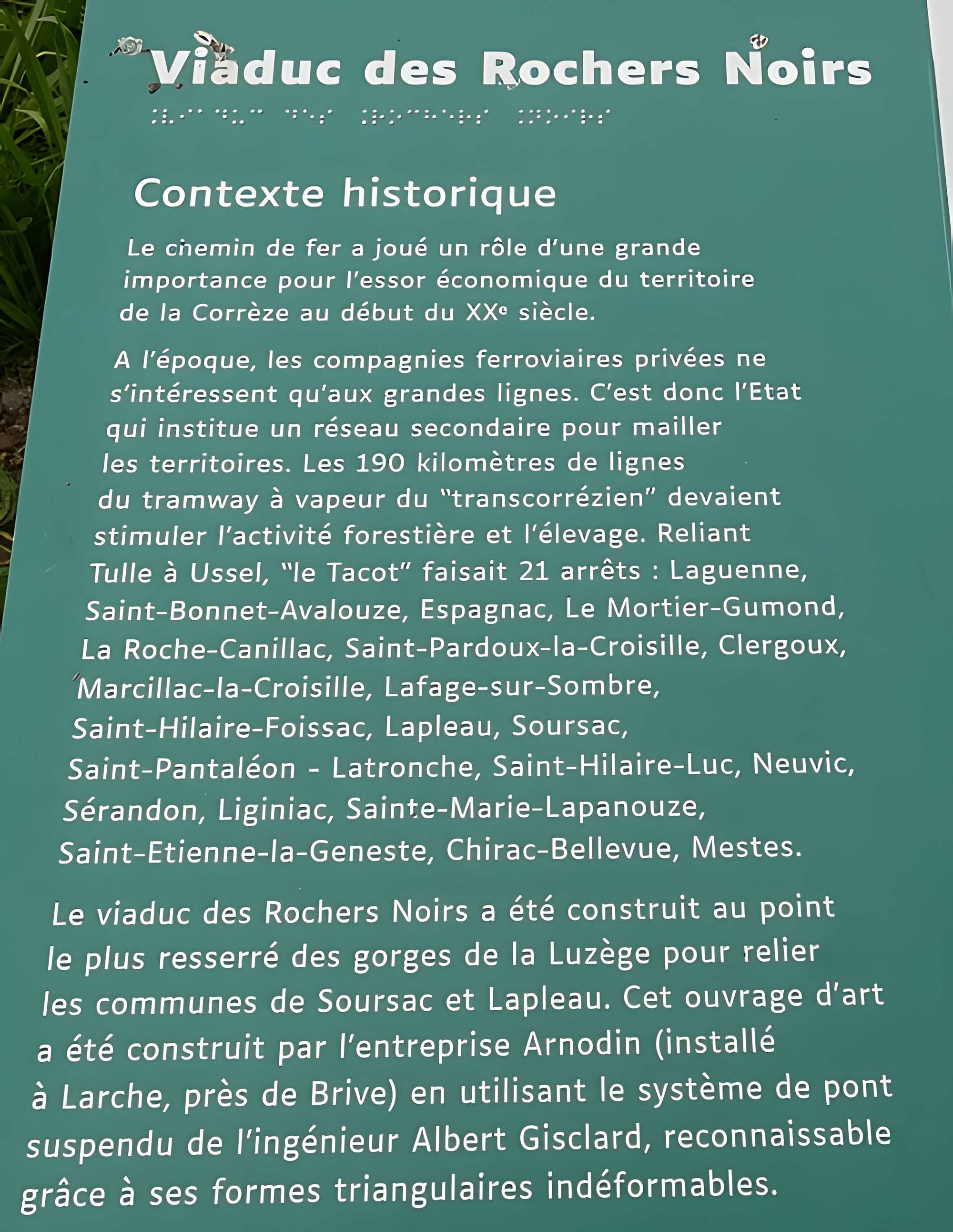 Viaduc des Rochers Noirs à Soursac