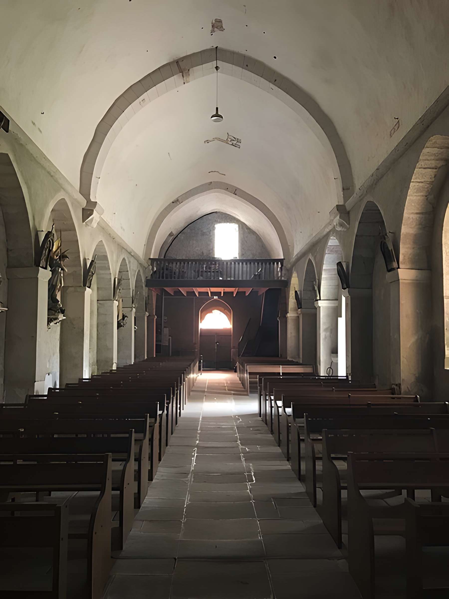 Église de l'Assomption-de-la-Très-Sainte-Vierge de Magnat-l'Étrange