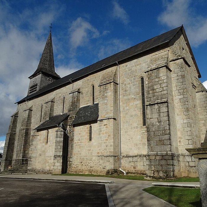 Photo de Église de lOrdination-de-Saint-Martin de Bujaleuf