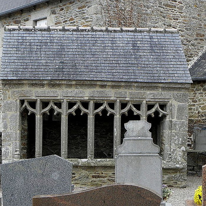 Photo de Église de Saint-Fiacre et ossuaire 