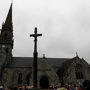 Église de Saint-Fiacre et ossuaire 