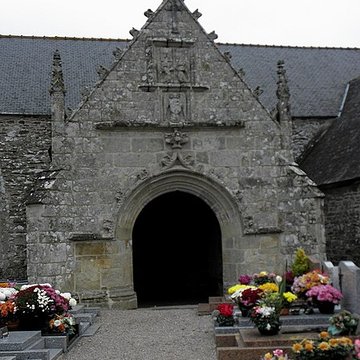 Église de Saint-Fiacre et ossuaire 
