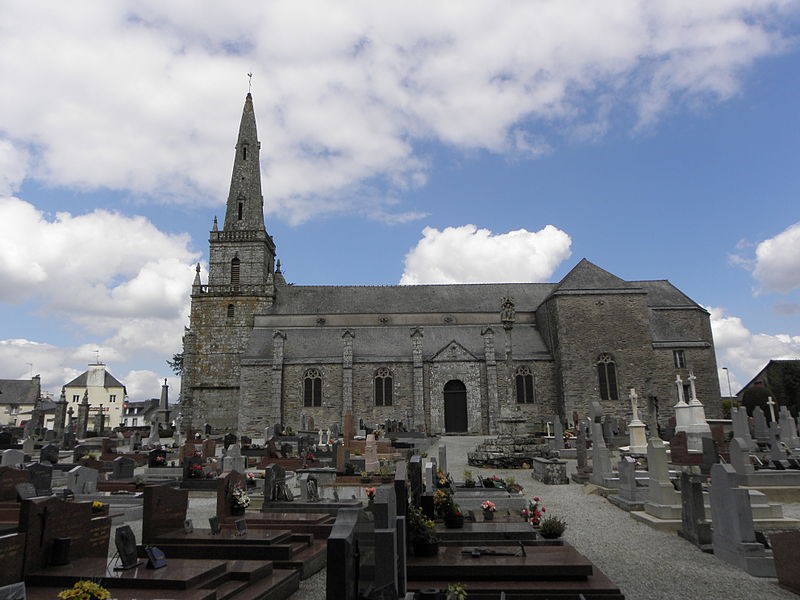 Photo de Église de Saint-Mayeux et croix