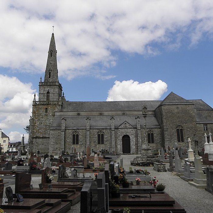 Photo de Église de Saint-Mayeux et croix