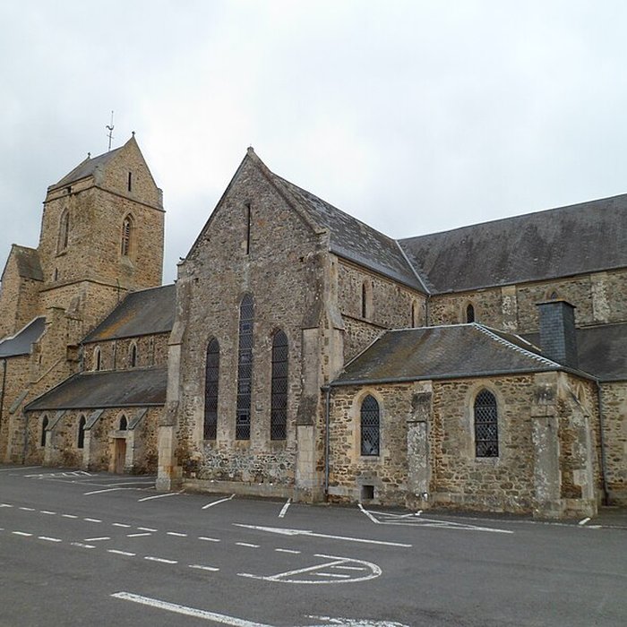 Photo de Église de Saint-Sauveur-Lendelin
