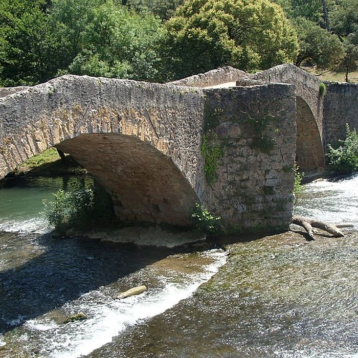 Photo de Vieux-Pont de Vins-sur-Caramy
