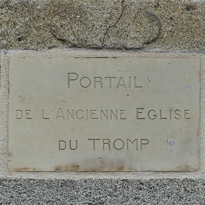 Photo de Église du Tromps de Saint-Priest