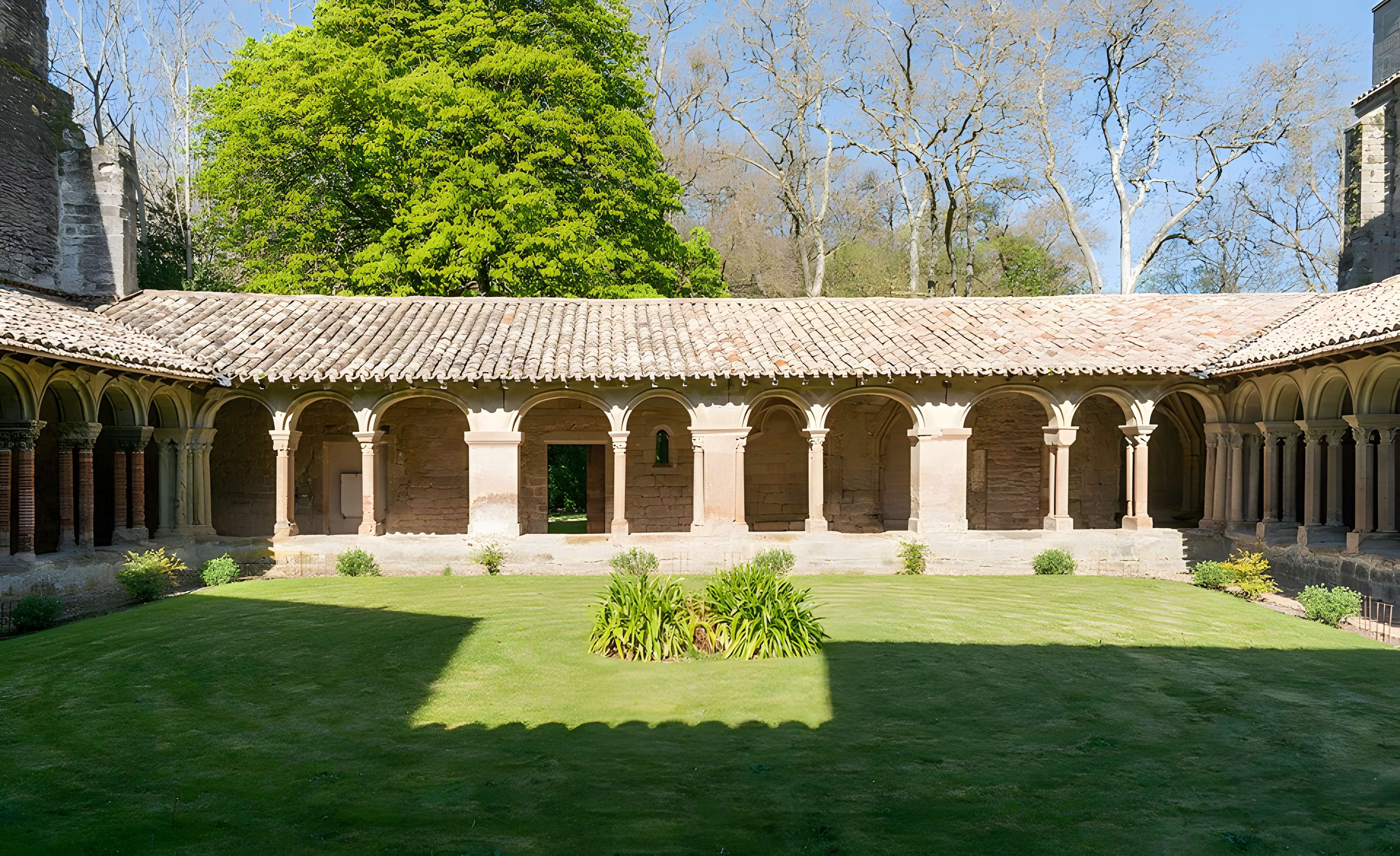 Abbaye bénédictine de Saint-Papoul