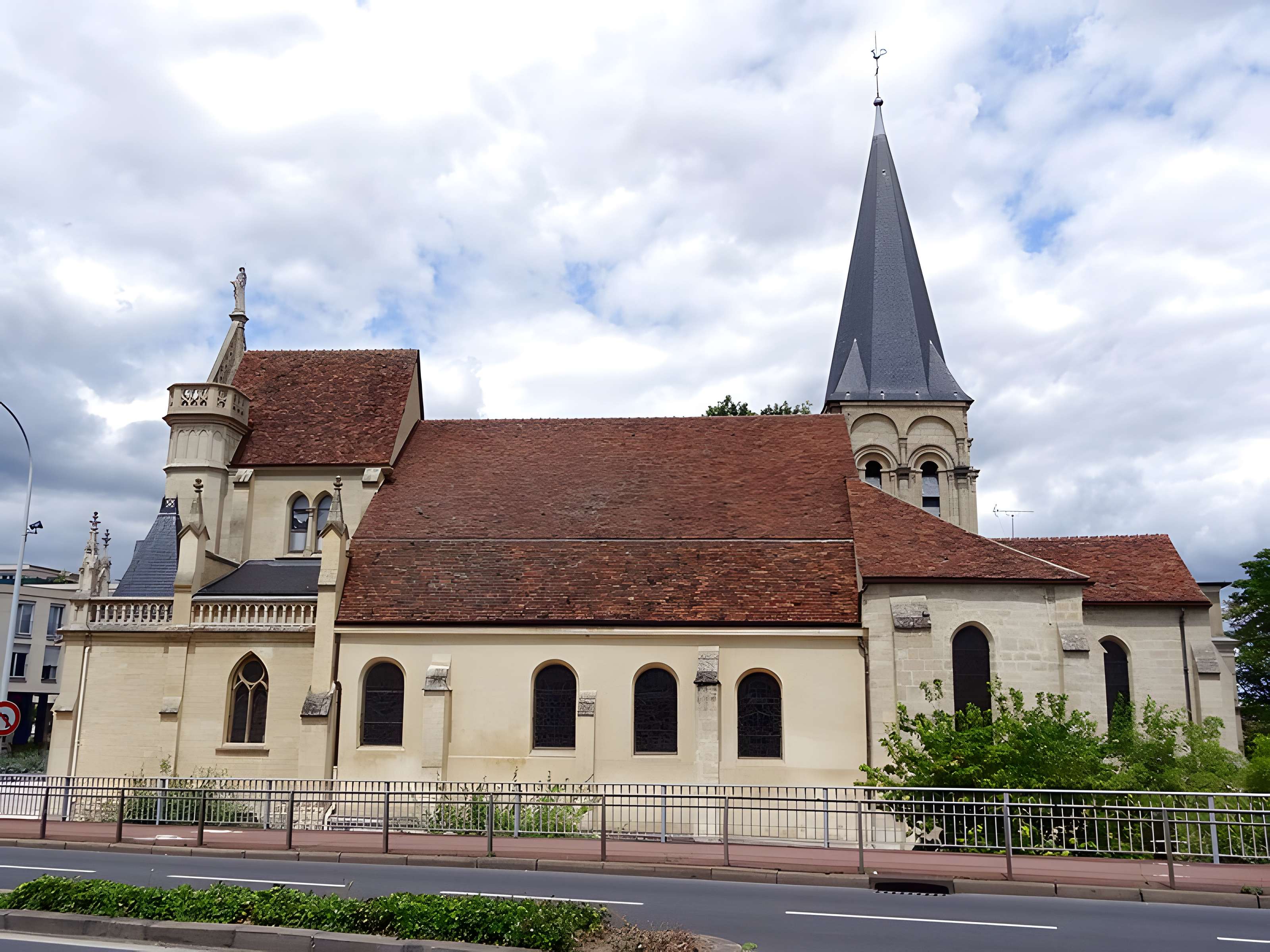 Église Notre-Dame de Chatou