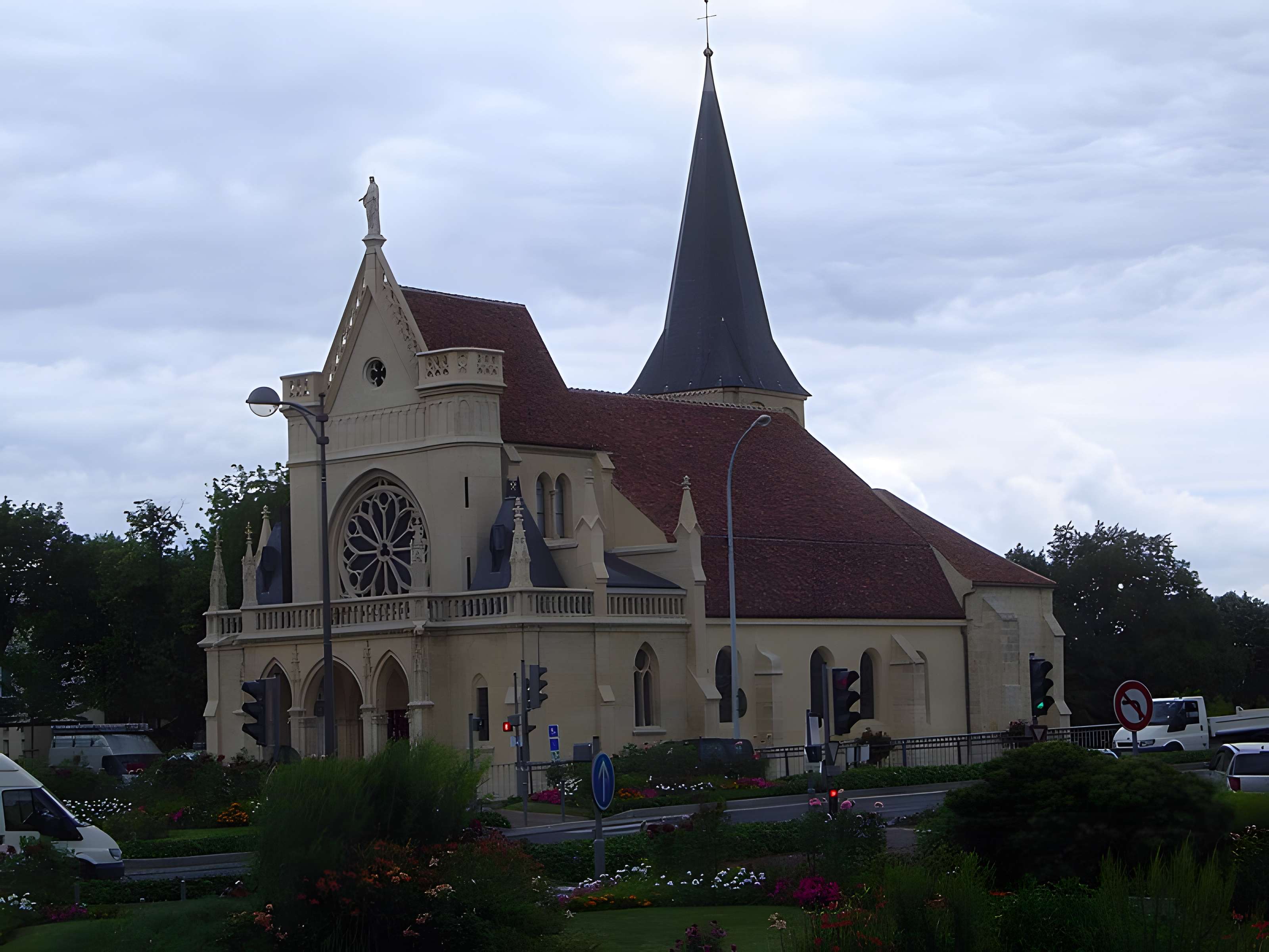 Église Notre-Dame de Chatou