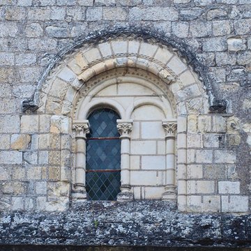Église Notre-Dame de Crouzilles