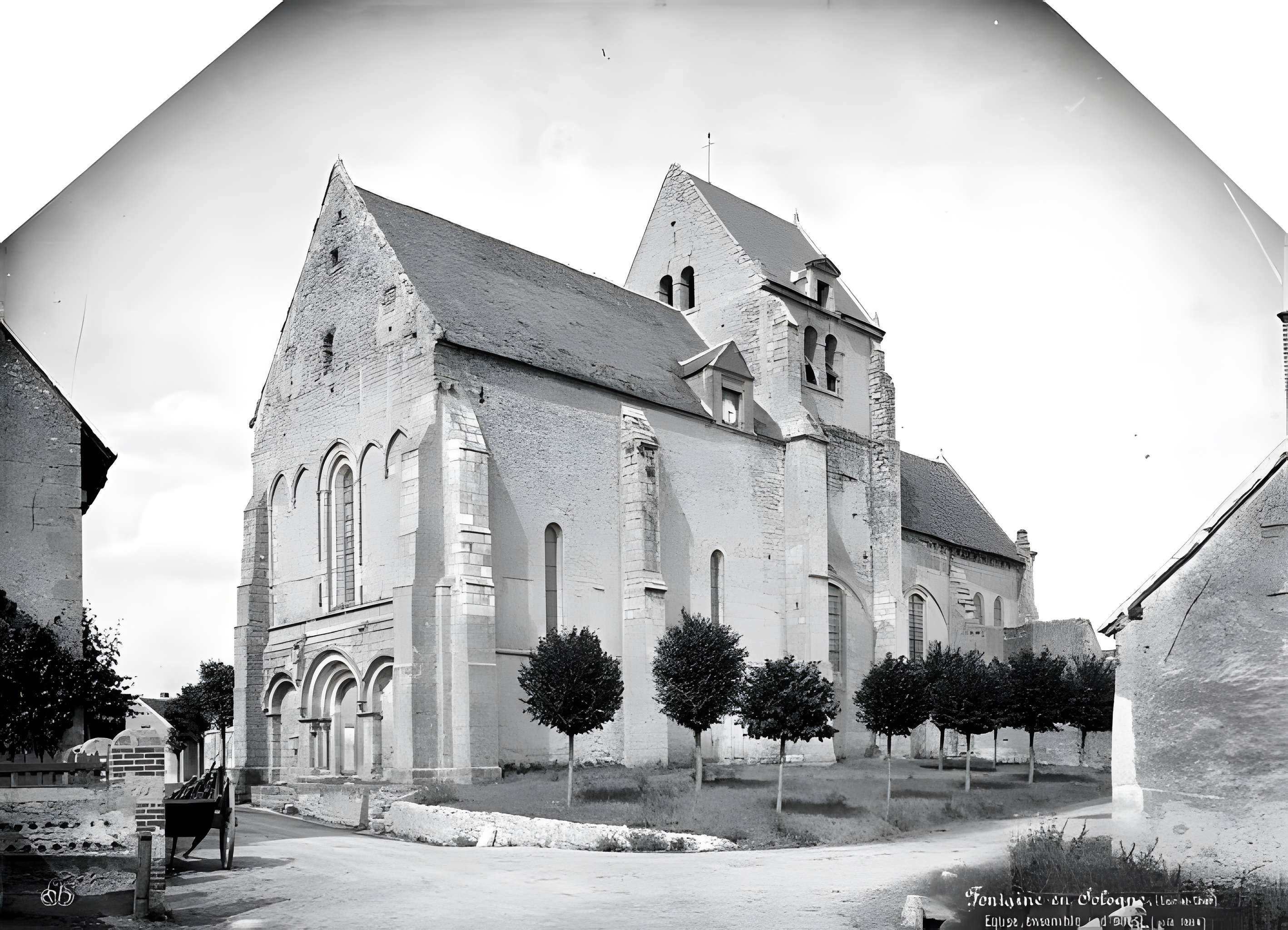 Église Notre-Dame de Fontaines-en-Sologne