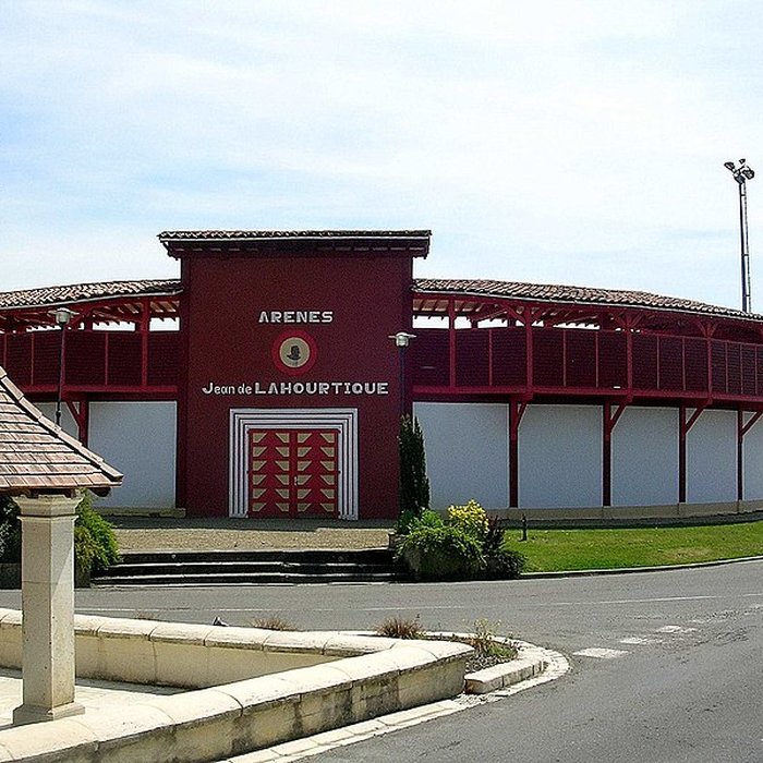 Photo de Arènes Jean de Lahourtique à Bascons