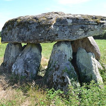 2 Dolmens de la Betoulle à Berneuil