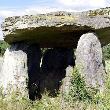 2 Dolmens de la Betoulle à Berneuil