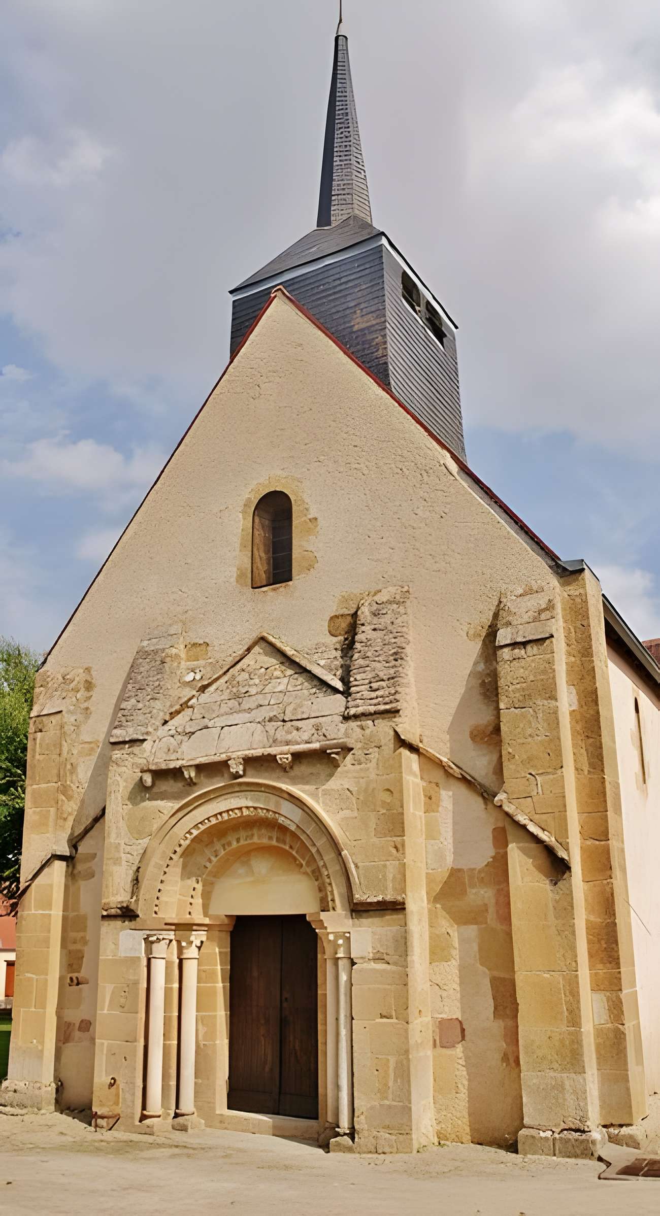 Église Notre-Dame de Garigny 