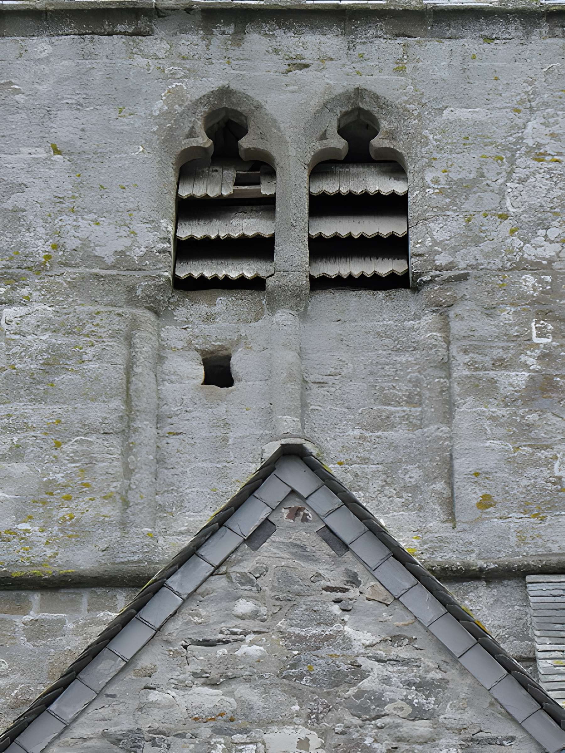 Église Notre-Dame de Genêts