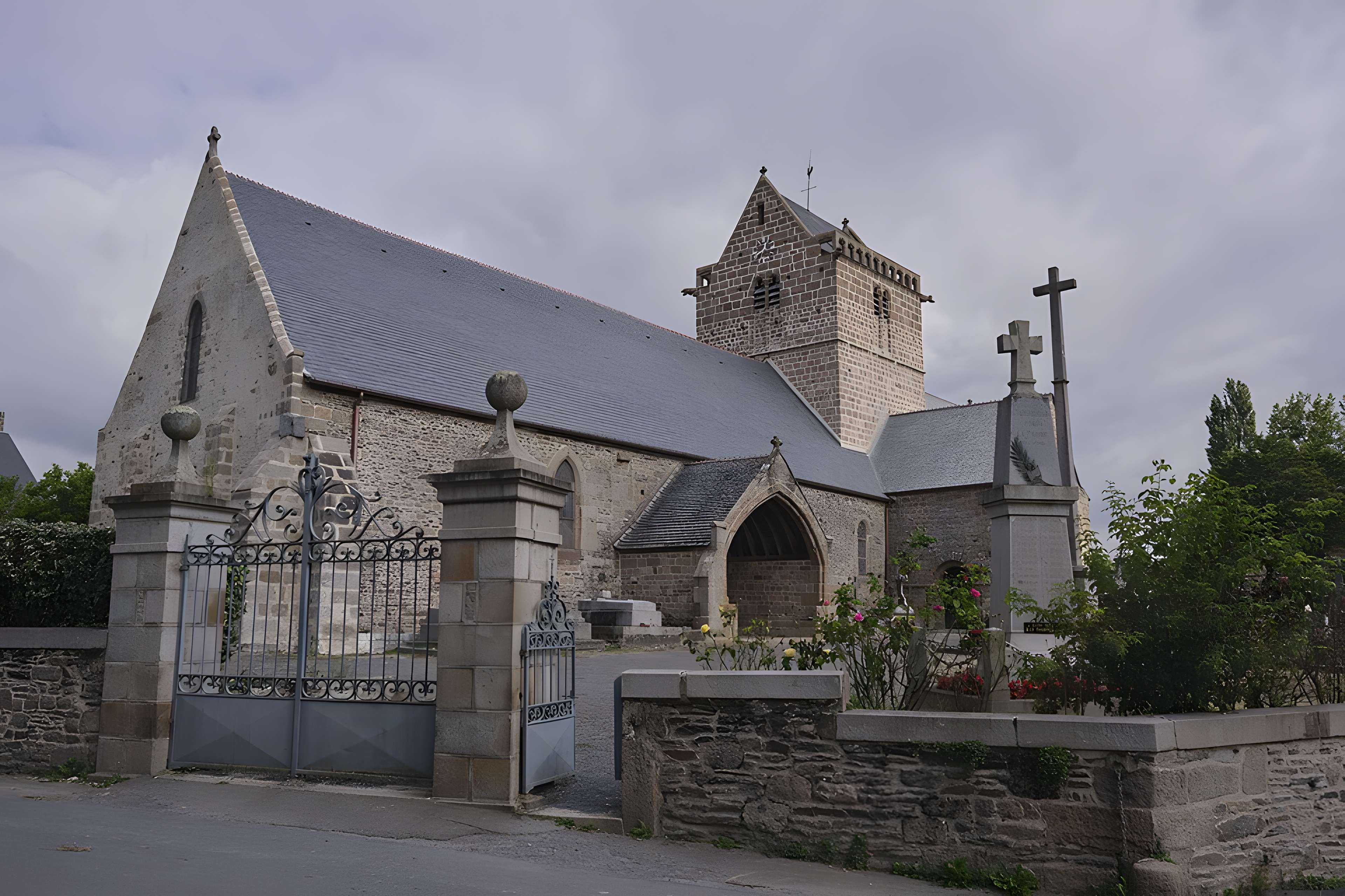 Église Notre-Dame de Genêts