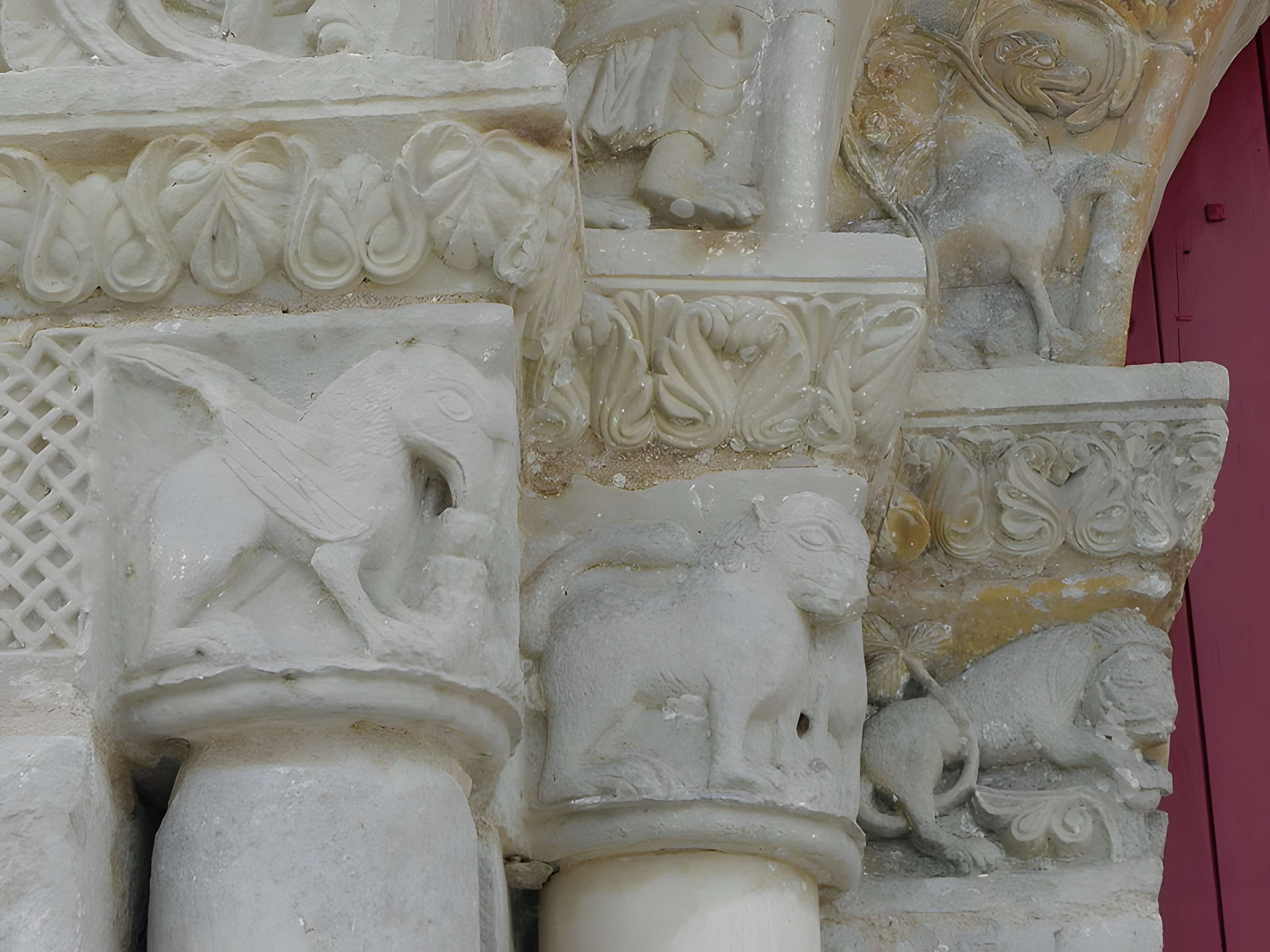 Église Notre-Dame de Genouillé