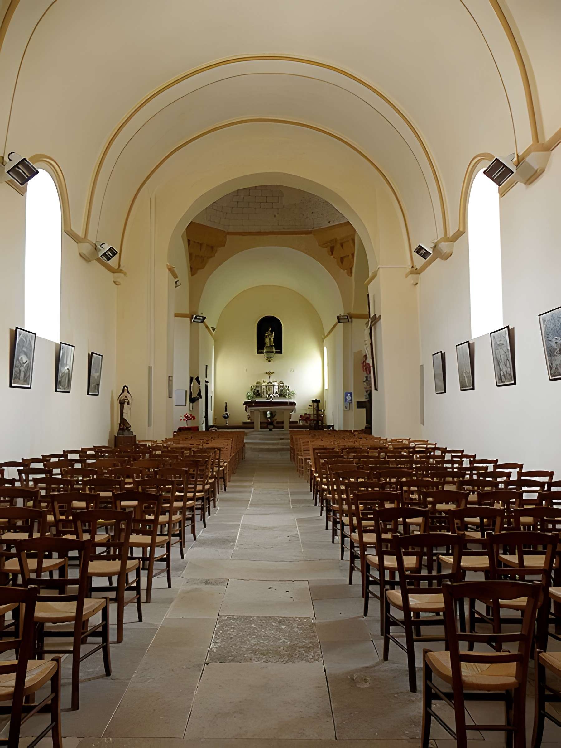 Église Notre-Dame de Genouillé