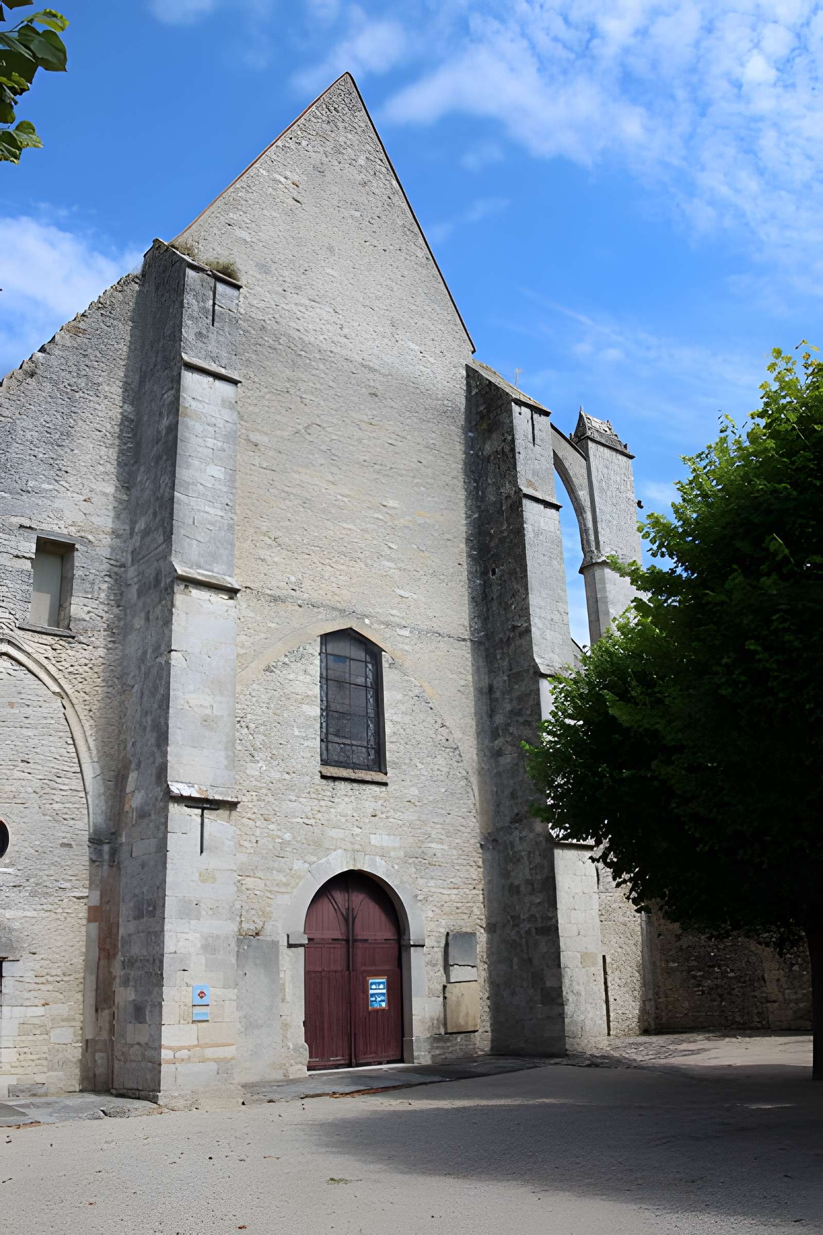 Abbatiale de la Sainte-Trinité de Morigny-Champigny