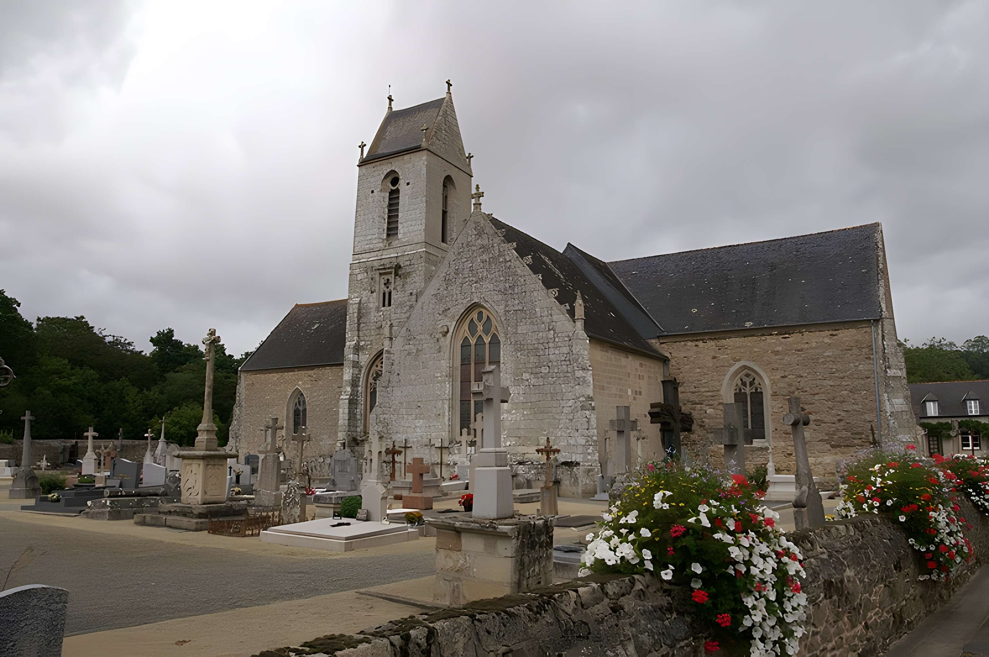 Église Notre-Dame de Jugon-les-Lacs