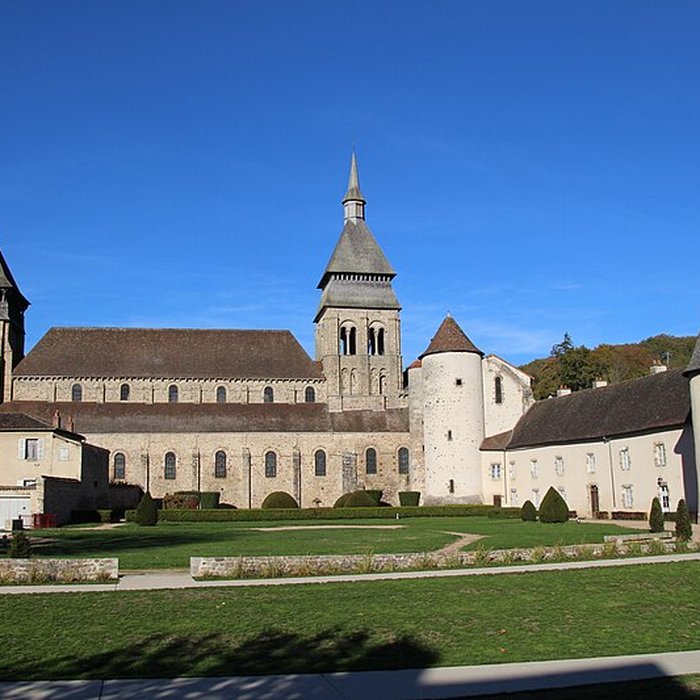 Photo de Abbatiale Sainte-Valérie de Chambon-sur-Voueize